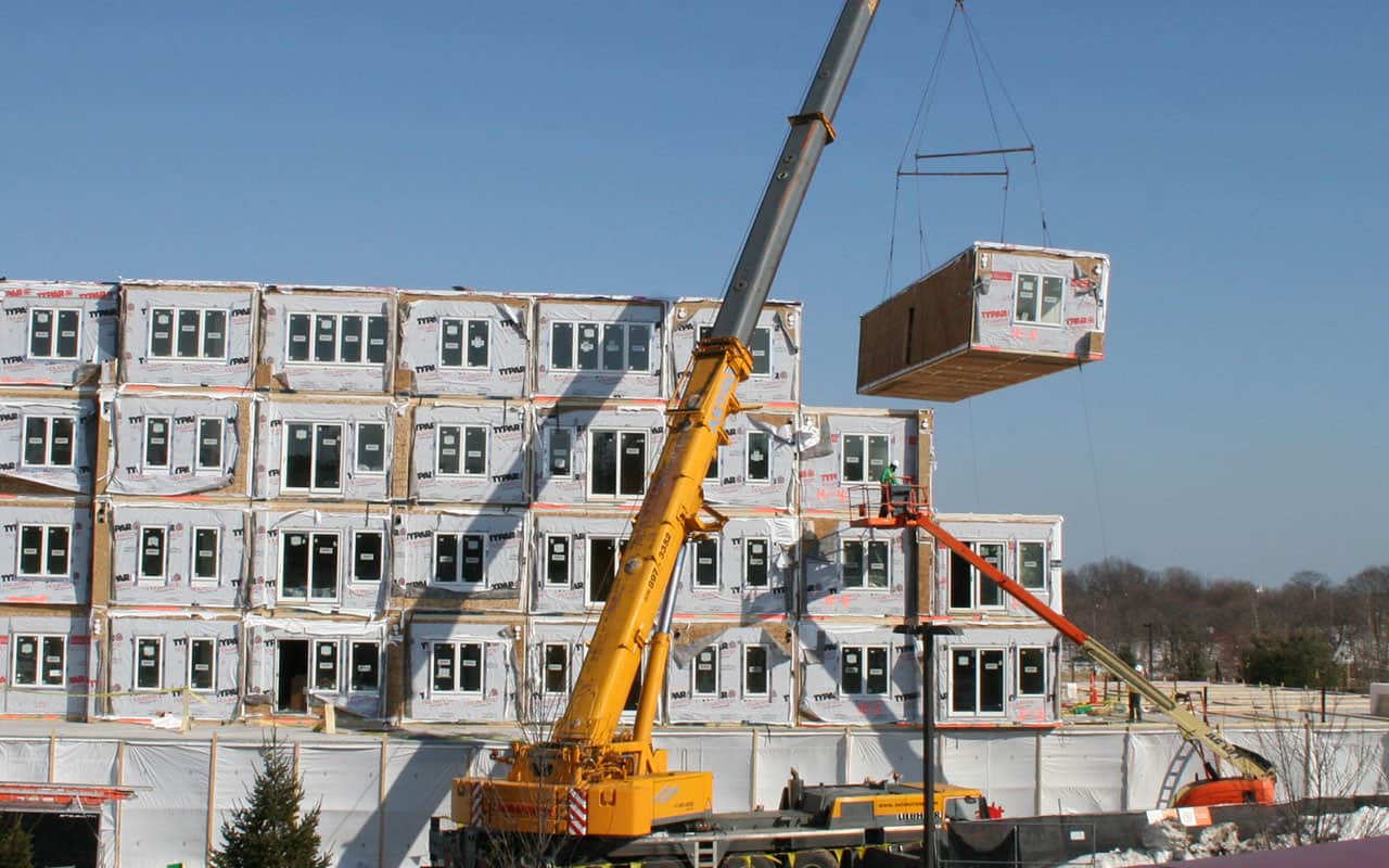 Exploring the Benefits and Challenges of Modular Construction