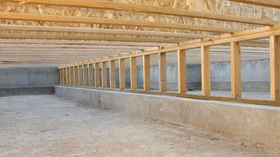 Advantages of crawl space construction in California